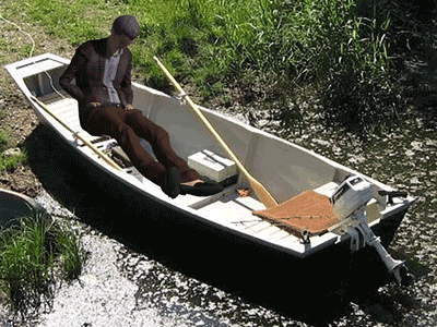 Fergus-in-boat