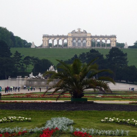 View of the Gloriette at Schonbrunn Palace, Vienna.