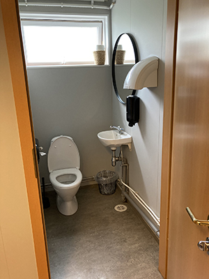 Toilet at Vestmannaeyjar glamping and camping.